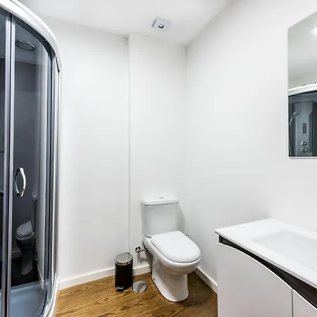 ゲストハウス Lounge ポルト