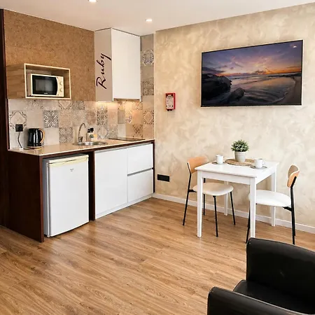 Lounge 3*