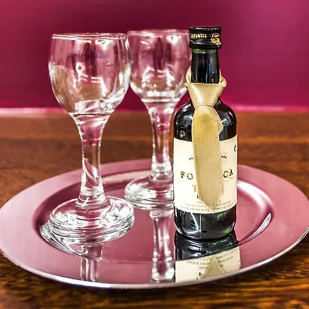 酒廊宾馆 招待所