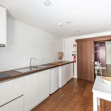 Lounge Vendégház Porto