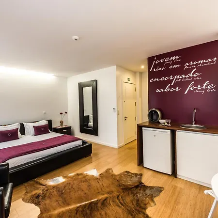 Lounge Vendégház Porto