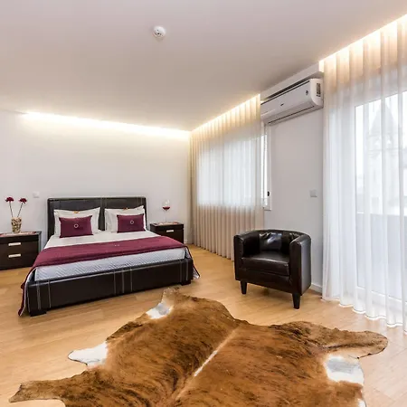 Lounge 3*